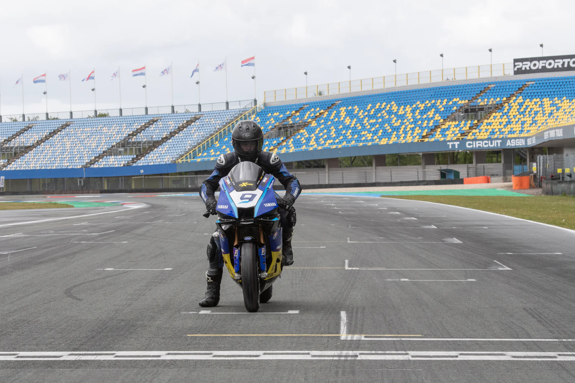 26ag7 2130b 1900