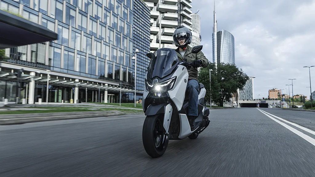 NMAX 125 Tech MAX wins Red Dot Award 4 reddot 3